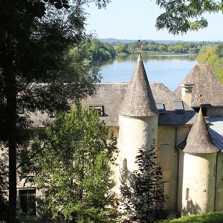 Chateau De Courtebotte Saint-Jean-de-Blaignac Екстериор снимка