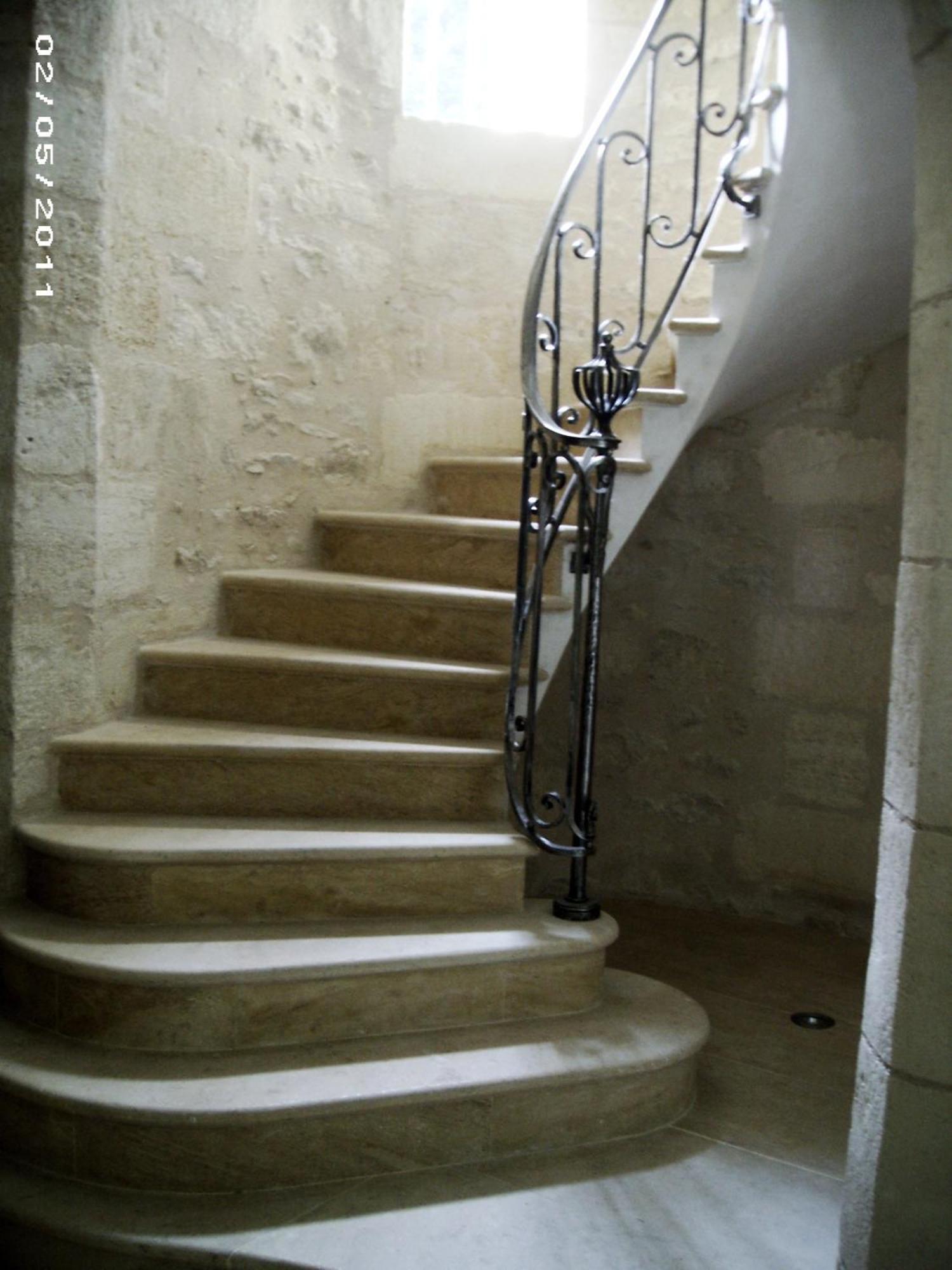 Chateau De Courtebotte Saint-Jean-de-Blaignac Екстериор снимка
