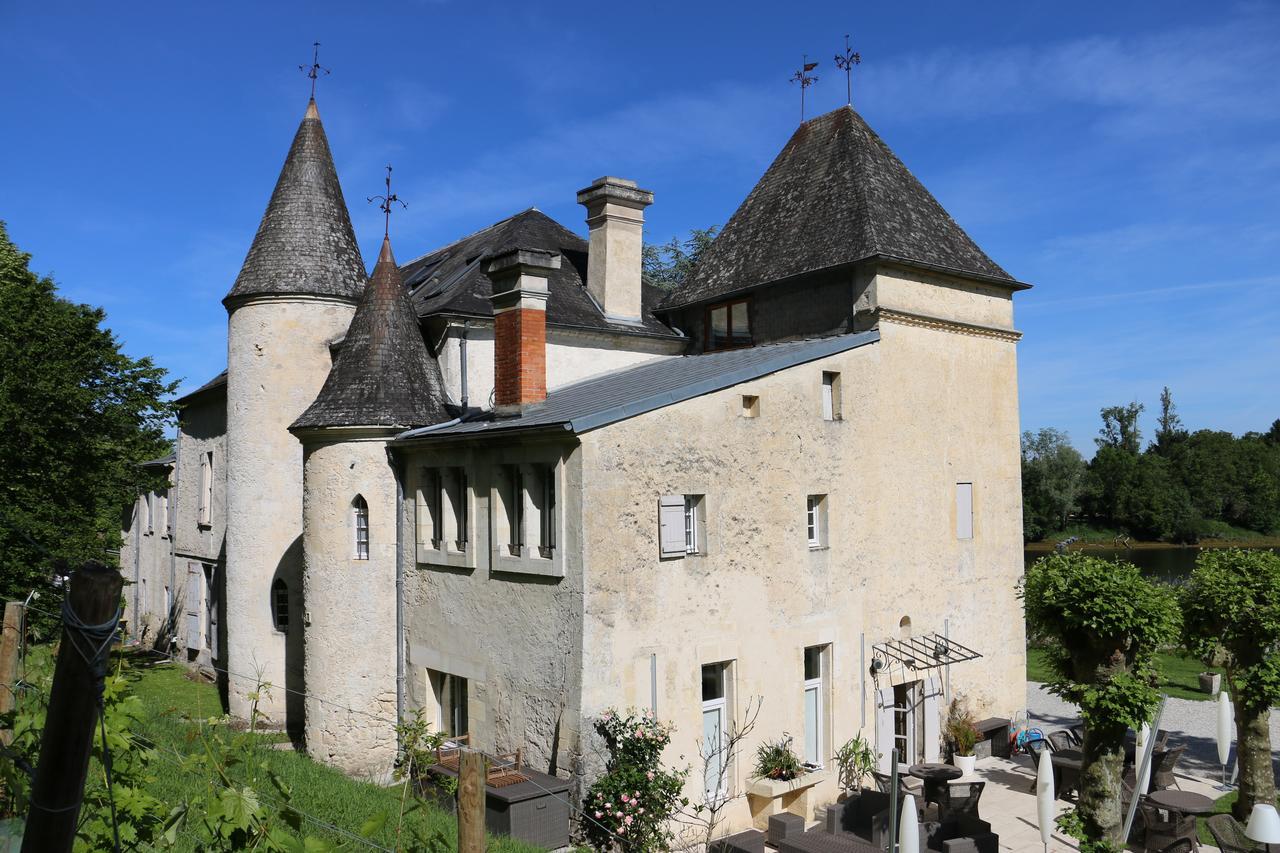 Chateau De Courtebotte Saint-Jean-de-Blaignac Екстериор снимка
